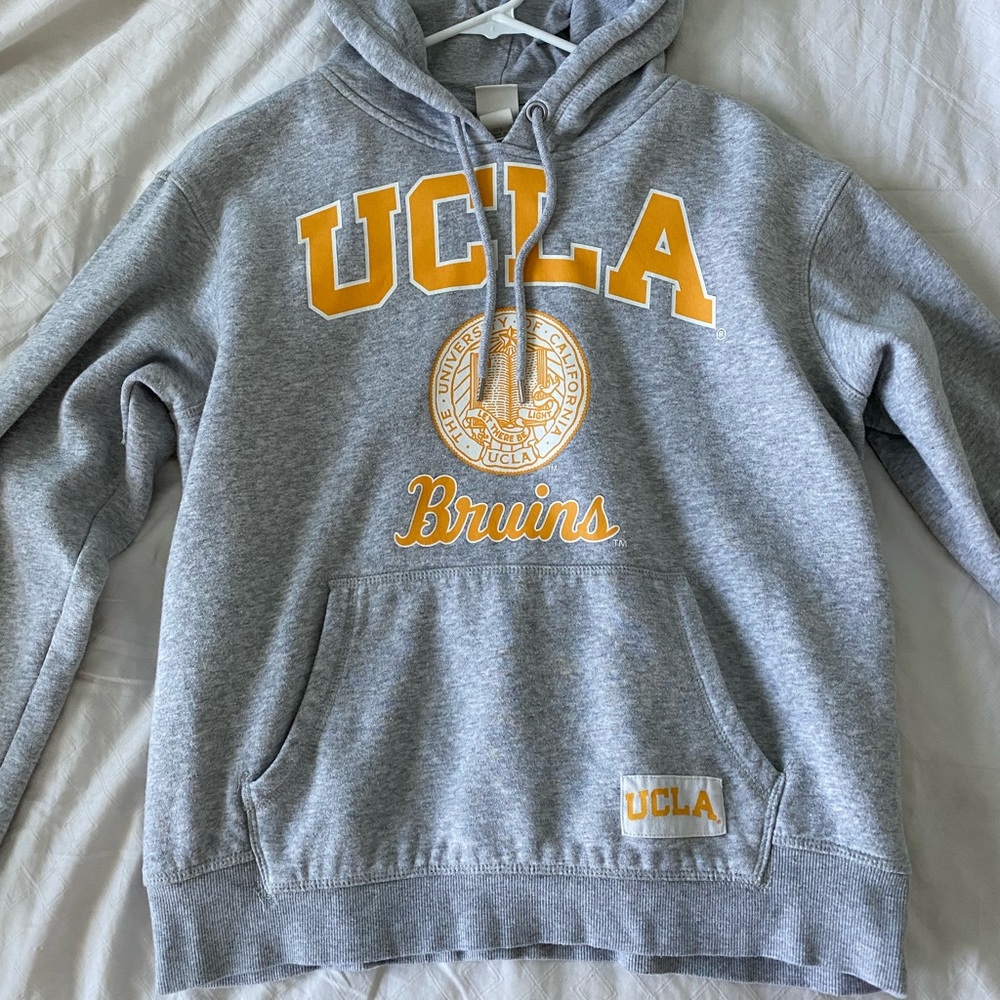 Cropped UCLA sweatshirt